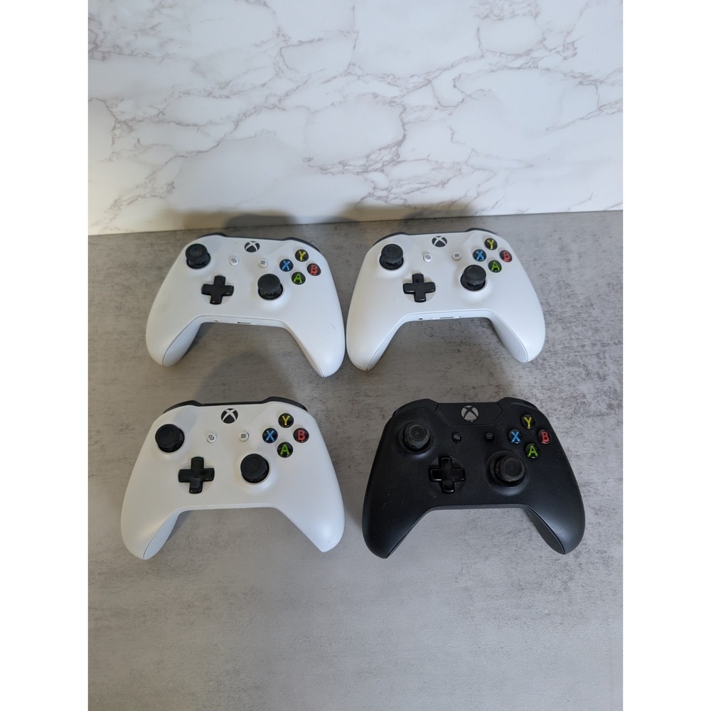 Microsoft Xbox One Wireless Controller 4 Controller Lot Model 1708 OEM Tested
